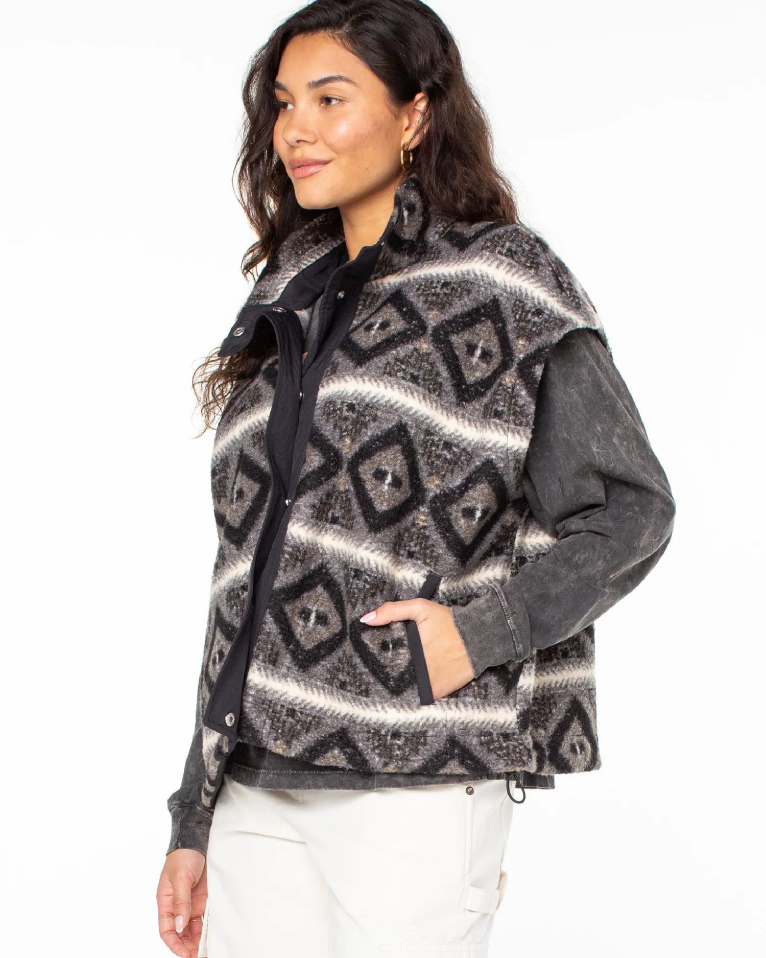 great_divide_vest_2.webp Roxy Great Divide Vest | Jackets