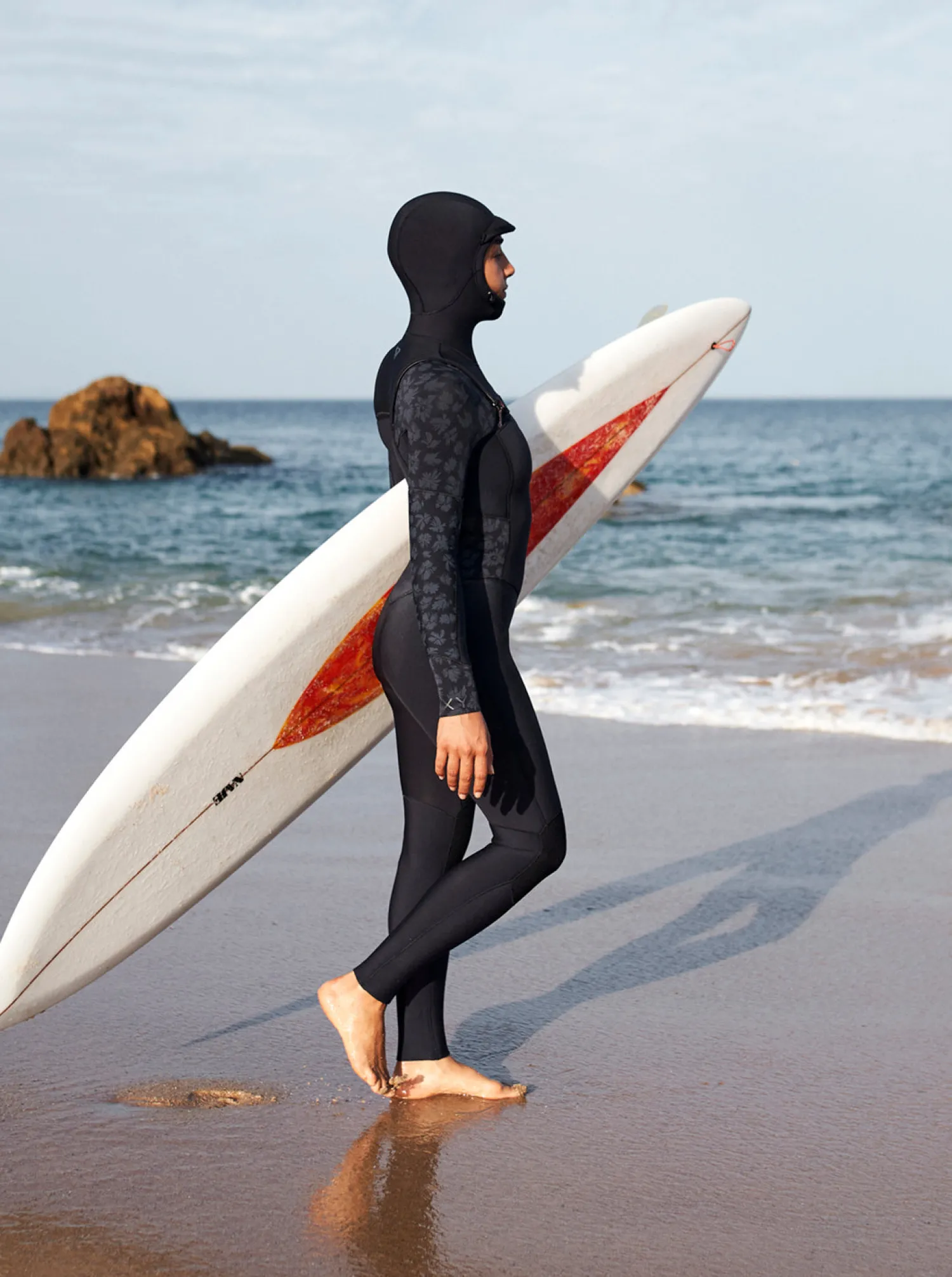 mm_swell_series_hooded_ch_1.webp Roxy 5/4/3mm Swell Series Hooded Chest Zip Wetsuit | Wetsuits