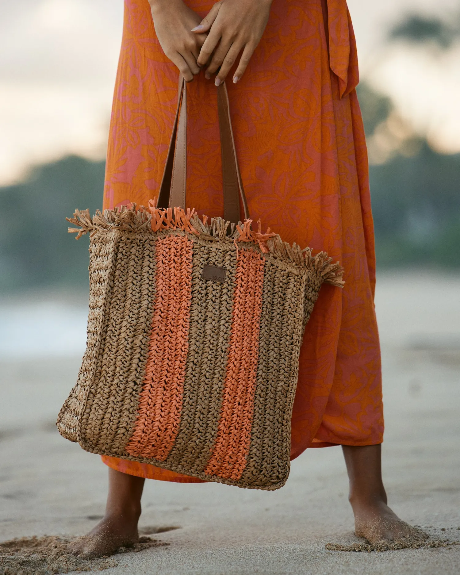 wide_eyed_palms_woven_bea_0.webp Roxy Wide Eyed Palms Woven Beach Bag | Handbags